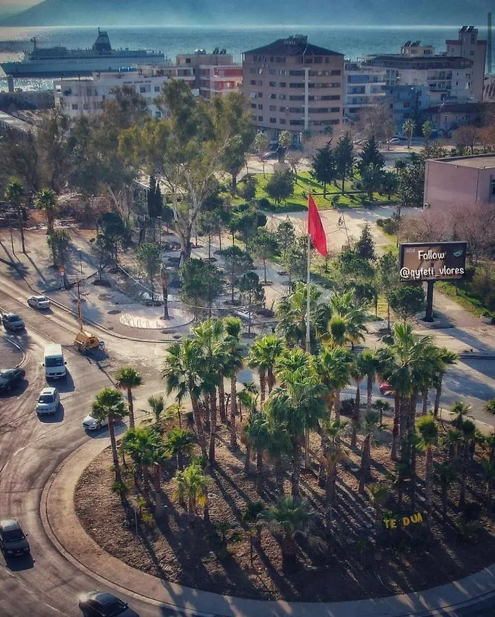 Vlorë Lovely Place. Close To Beach & Boulevard דירה