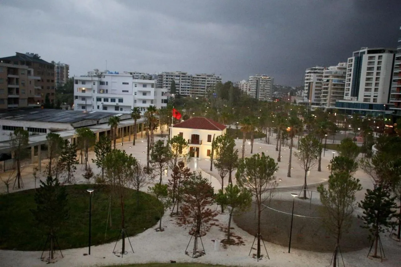 Vlorë Lovely Place. Close To Beach & Boulevard 0*,